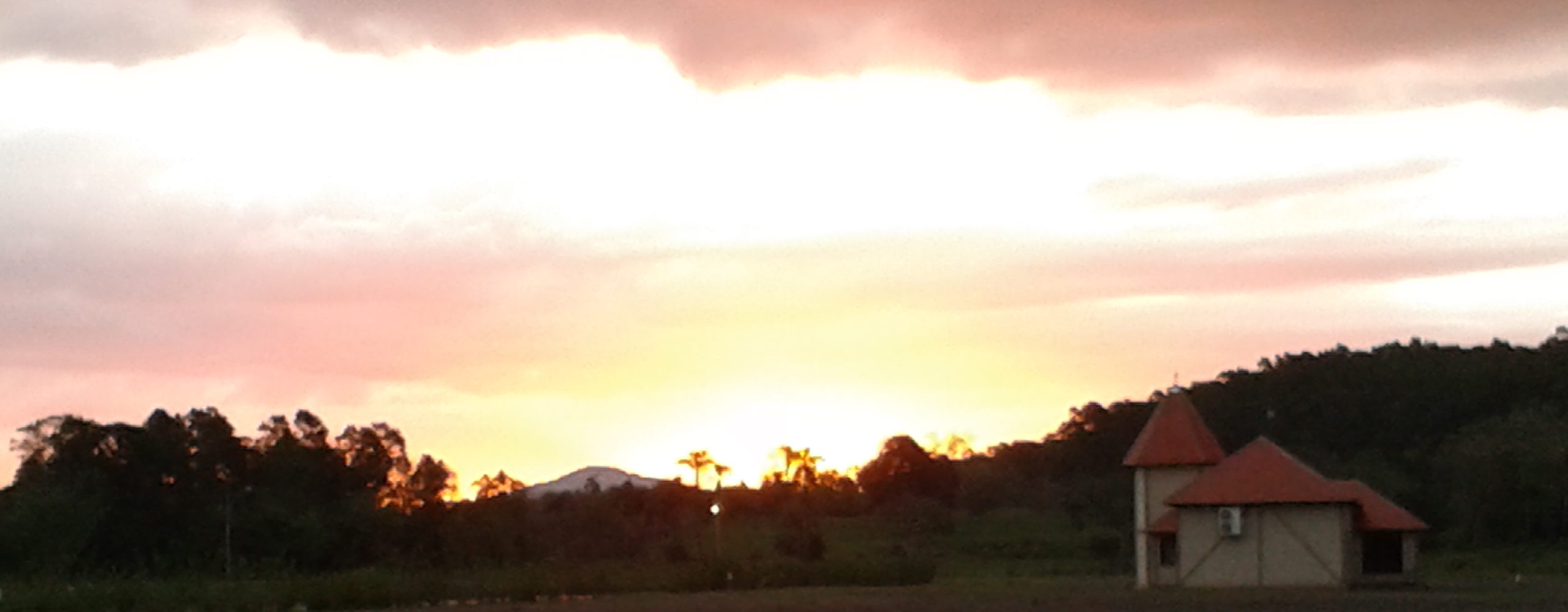 Anoitecer no Largo da Cmara de Vereadores